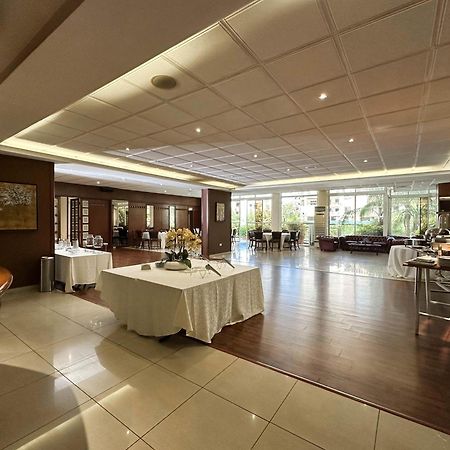 Cosmopolitan Hotel Beirut Exterior photo